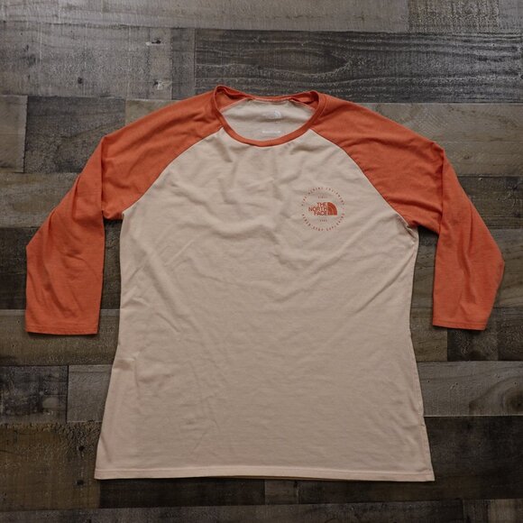 The North Face Raglan 3/4 Sleeve Logo Tee Women’s XL Cream Coral Outdoor Casual - Picture 1 of 10